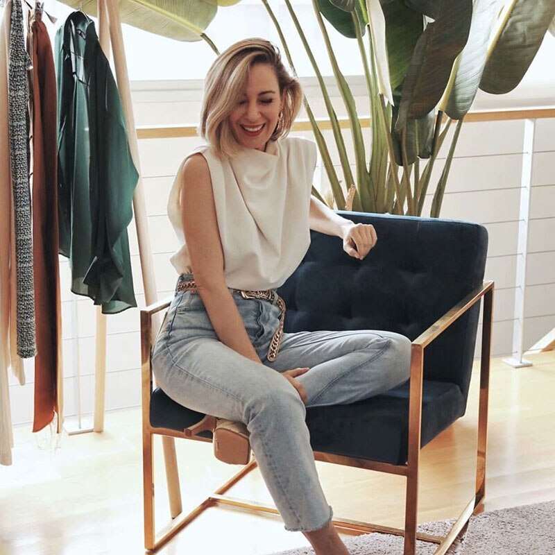 Blusa enrolladora sin mangas